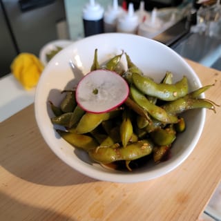 SD6-GARLIC CHILI EDAMAME
