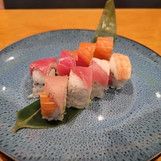 FR7-RAINBOW ROLL